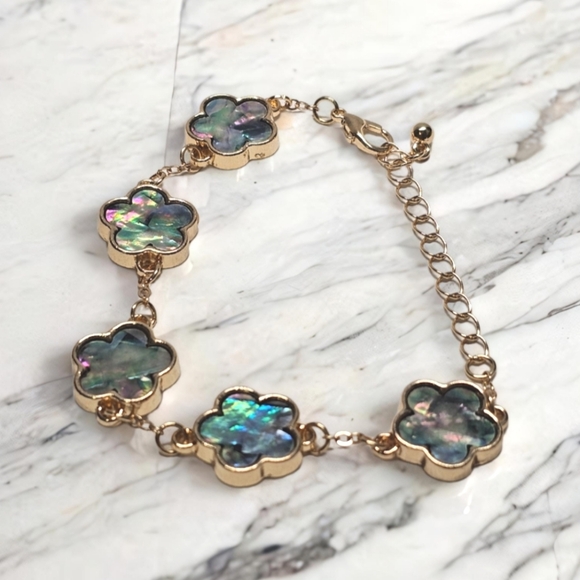 Bohemian Gold Iridescent Flower Fashion Charm Bracelet